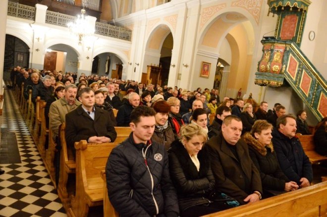 Wieczór skupienia w Ostrołęce [19.11.2016] - zdjęcie #24 - eOstroleka.pl