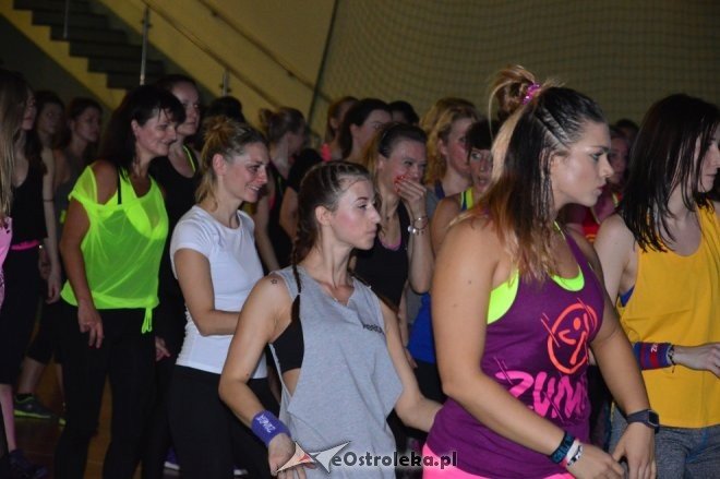 Maraton zumba fitness w Ostrołęce [20.11.2016] - zdjęcie #28 - eOstroleka.pl
