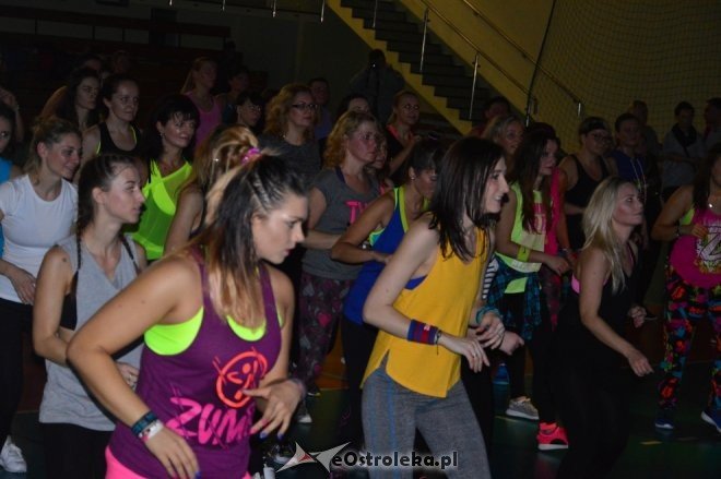 Maraton zumba fitness w Ostrołęce [20.11.2016] - zdjęcie #21 - eOstroleka.pl