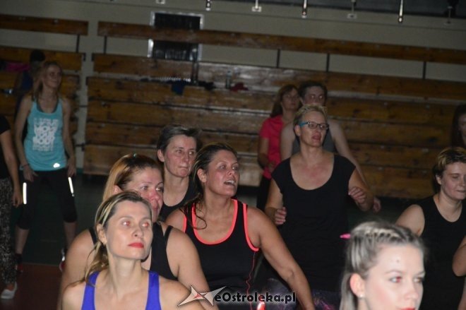 Maraton zumba fitness w Ostrołęce [20.11.2016] - zdjęcie #14 - eOstroleka.pl