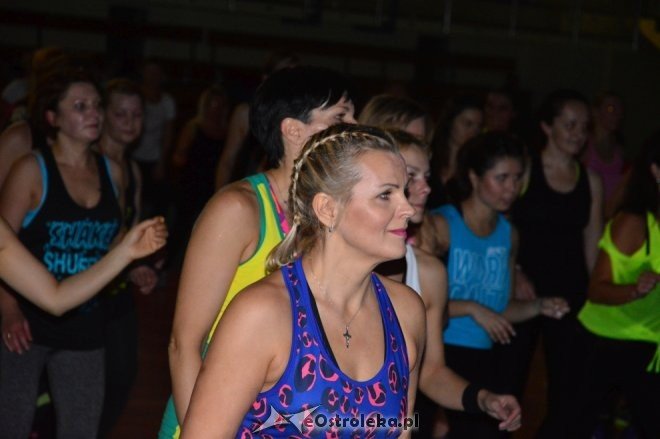 Maraton zumba fitness w Ostrołęce [20.11.2016] - zdjęcie #12 - eOstroleka.pl