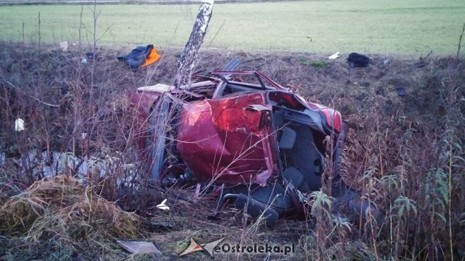 Tragiczny wypadek w Krysiakach [ZDJĘCIA] - zdjęcie #2 - eOstroleka.pl