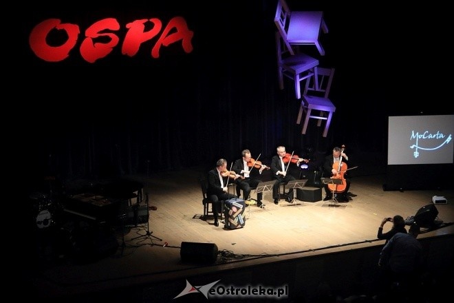 Artur Andrus i Grupa MoCarta zagrali podczas tegorocznej OSPY 19.11.2016] - zdjęcie #38 - eOstroleka.pl