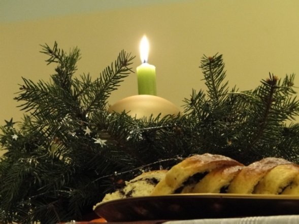 Wigilia w fundacji Pomocna Dłoń (17.12.09) - zdjęcie #24 - eOstroleka.pl
