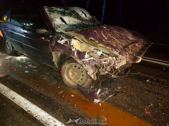 Wjechał fordem pod ciężarowego mercedesa [ZDJĘCIA] - zdjęcie #5 - eOstroleka.pl