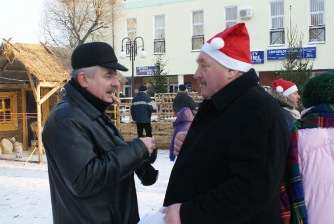 Wigilia Miejska w Ostrołęce (19.12.09) - zdjęcie #35 - eOstroleka.pl