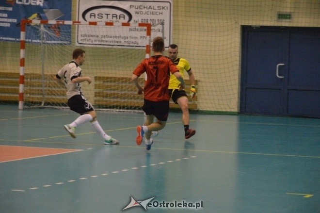 Nocna Liga Futsalu - 2. kolejka [02.12.2016] - zdjęcie #18 - eOstroleka.pl
