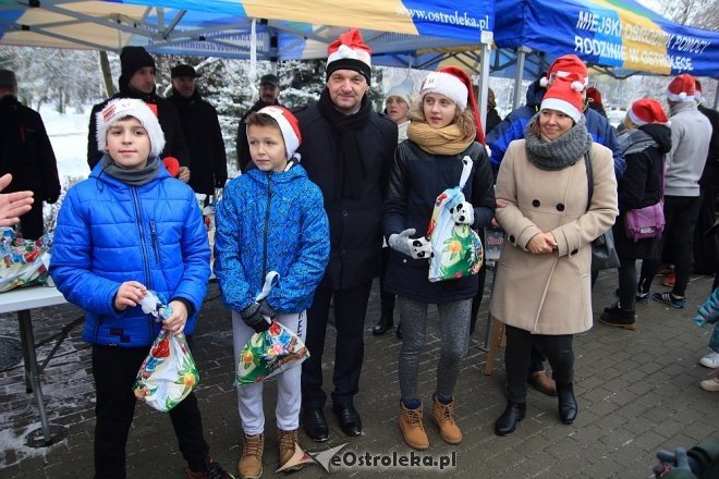 Rodzinny Bieg Mikołajkowy w Ostrołęce [04.12.2016] - zdjęcie #129 - eOstroleka.pl