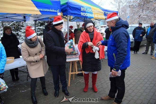 Rodzinny Bieg Mikołajkowy w Ostrołęce [04.12.2016] - zdjęcie #146 - eOstroleka.pl