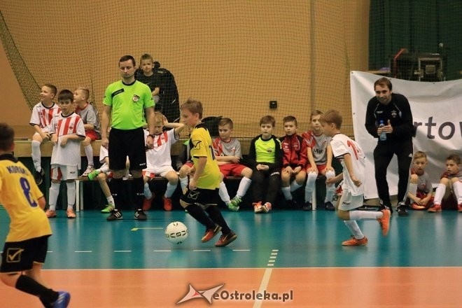 Mikołajkowy turniej piłki nożnej [05.12.2016] - zdjęcie #16 - eOstroleka.pl