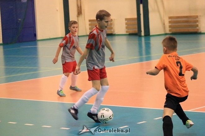 Mikołajkowy turniej piłki nożnej [05.12.2016] - zdjęcie #7 - eOstroleka.pl