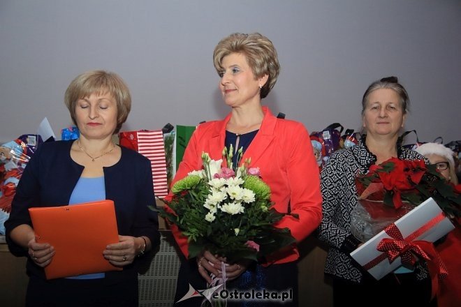Mikołajkowe spotkanie stowarzyszenia Pomocna Dłoń [04.12.2016] - zdjęcie #54 - eOstroleka.pl