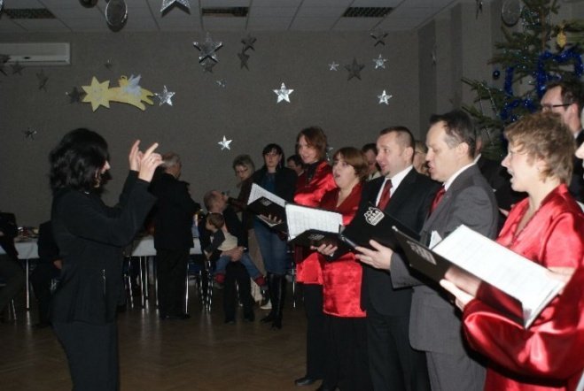 Wigilia Osiedla Dzieci Polskie (20.12.09) - zdjęcie #30 - eOstroleka.pl