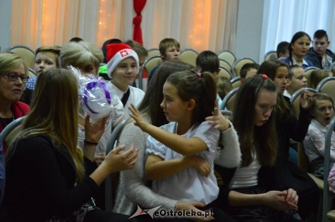 Choinka Towarzystwa Przyjaciół Dzieci [08.12.2016] - zdjęcie #42 - eOstroleka.pl