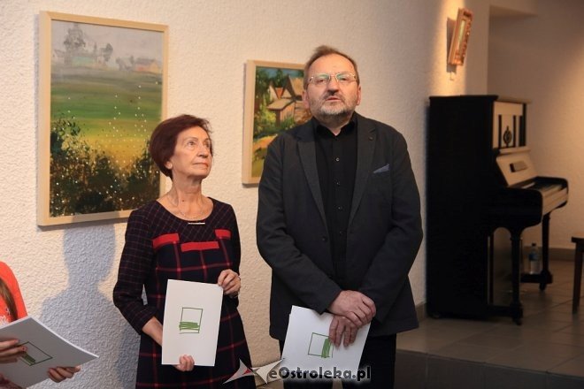 Wernisaż poplenerowej wystawy „Lipniki 2016” w Galerii Ostrołęka [ZDJĘCIA] - zdjęcie #9 - eOstroleka.pl