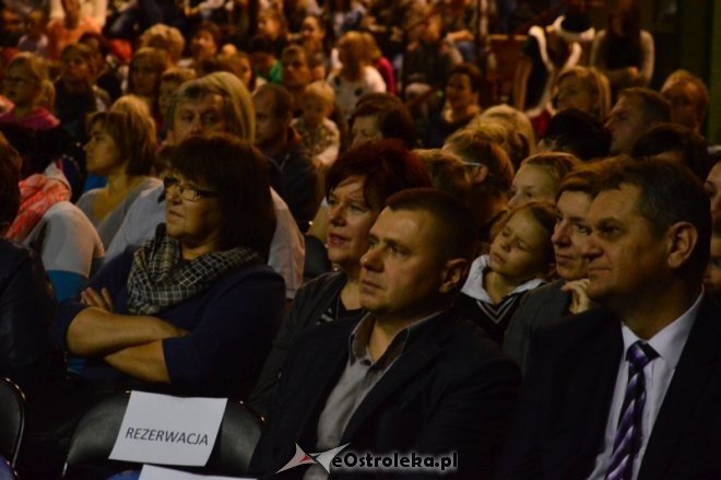 Wigilijne spotkanie Zespołu Placówek Wsparcia Dziennego i Asysty Rodzinnej [09.12.2016] - zdjęcie #22 - eOstroleka.pl