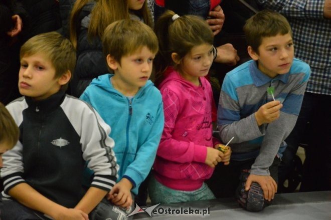 Mikołajki w Feniksie [10.12.2016] - zdjęcie #18 - eOstroleka.pl