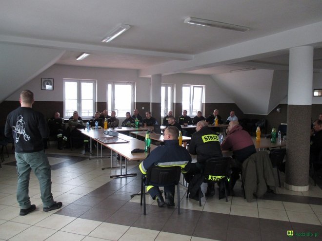 Strażacy ochotnicy z gmin Kadzidło i Lelisa o ratownictwie technicznym wiedzą niemal wszystko [ZDJĘCIA] - zdjęcie #9 - eOstroleka.pl