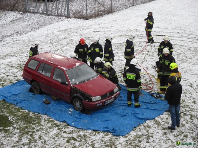 Strażacy ochotnicy z gmin Kadzidło i Lelisa o ratownictwie technicznym wiedzą niemal wszystko [ZDJĘCIA] - zdjęcie #27 - eOstroleka.pl