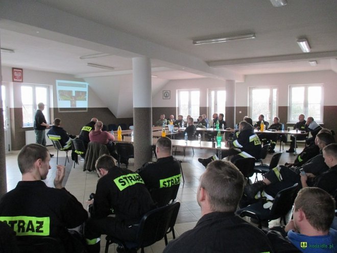 Strażacy ochotnicy z gmin Kadzidło i Lelisa o ratownictwie technicznym wiedzą niemal wszystko [ZDJĘCIA] - zdjęcie #2 - eOstroleka.pl