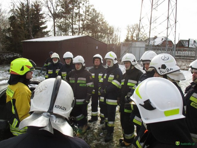 Strażacy ochotnicy z gmin Kadzidło i Lelisa o ratownictwie technicznym wiedzą niemal wszystko [ZDJĘCIA] - zdjęcie #31 - eOstroleka.pl