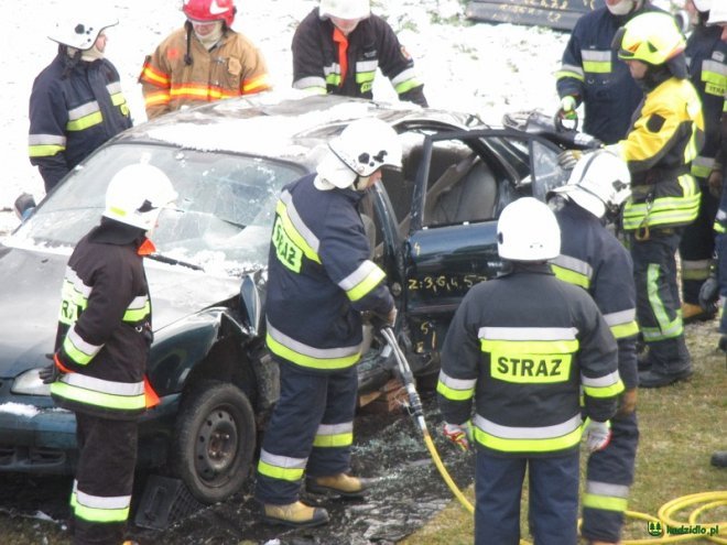 Strażacy ochotnicy z gmin Kadzidło i Lelisa o ratownictwie technicznym wiedzą niemal wszystko [ZDJĘCIA] - zdjęcie #37 - eOstroleka.pl