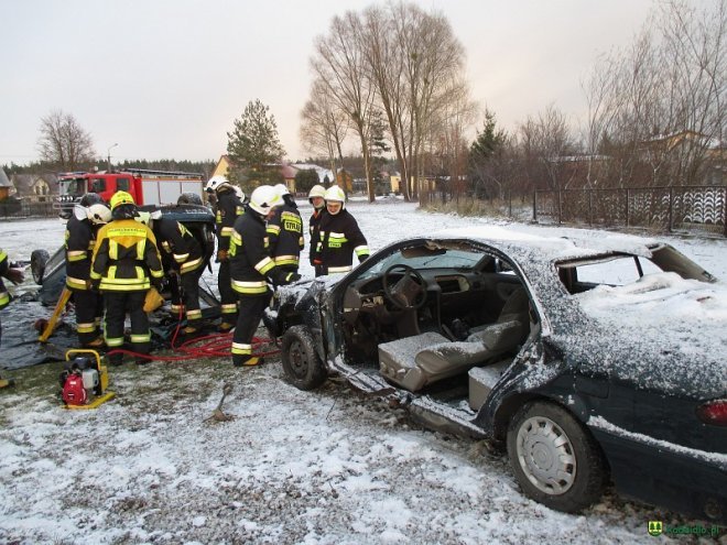 Strażacy ochotnicy z gmin Kadzidło i Lelisa o ratownictwie technicznym wiedzą niemal wszystko [ZDJĘCIA] - zdjęcie #38 - eOstroleka.pl
