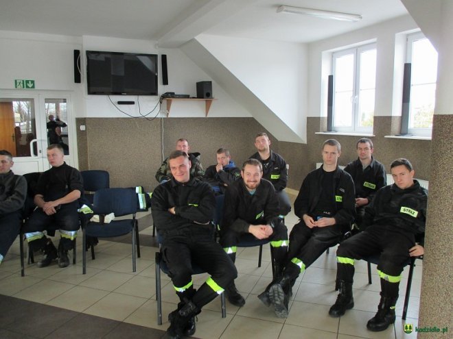 Strażacy ochotnicy z gmin Kadzidło i Lelisa o ratownictwie technicznym wiedzą niemal wszystko [ZDJĘCIA] - zdjęcie #3 - eOstroleka.pl
