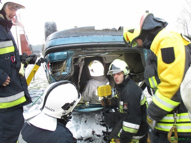 Strażacy ochotnicy z gmin Kadzidło i Lelisa o ratownictwie technicznym wiedzą niemal wszystko [ZDJĘCIA] - zdjęcie #50 - eOstroleka.pl