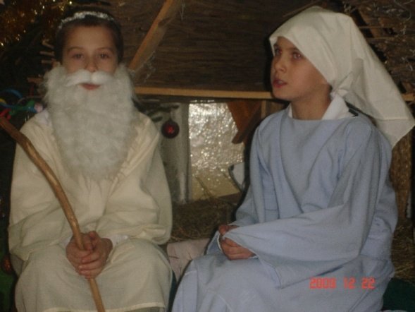 Jasełka w Szkole Podstawowej w Serafinie (22.12.09) - zdjęcie #12 - eOstroleka.pl