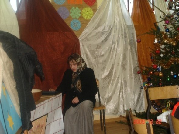 Jasełka w Szkole Podstawowej w Serafinie (22.12.09) - zdjęcie #9 - eOstroleka.pl