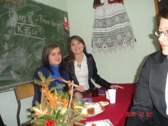 Jasełka w Szkole Podstawowej w Serafinie (22.12.09) - zdjęcie #3 - eOstroleka.pl
