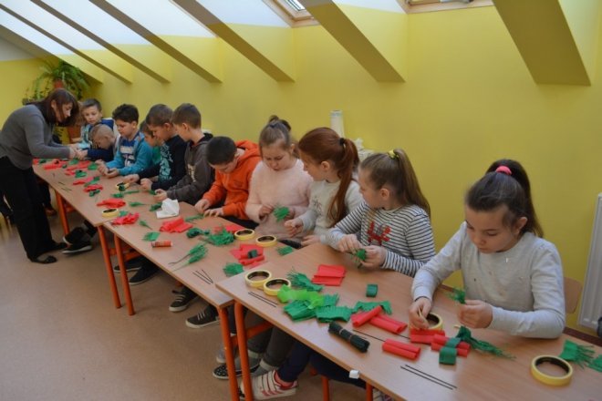Bożonarodzeniowe warsztaty dla uczniów „podstawówki” w Łysych [ZDJĘCIA] - zdjęcie #20 - eOstroleka.pl