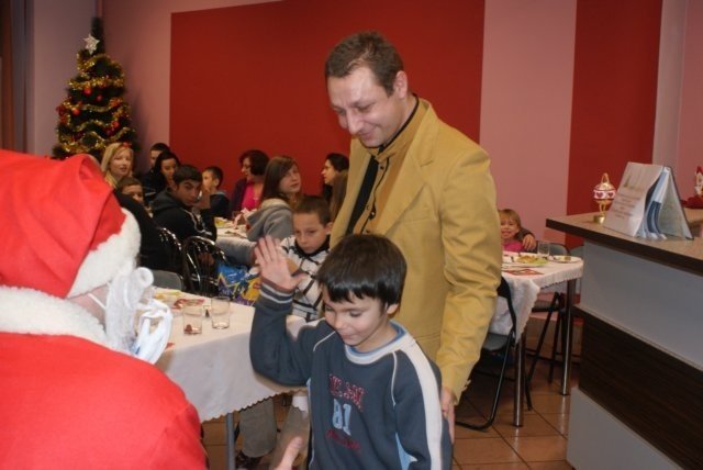 Wigilia Romska (22.12.09) - zdjęcie #2 - eOstroleka.pl