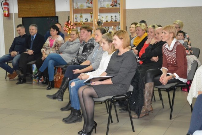 Wigilijne spotkanie członków stowarzyszenia „Uśmiech Dzieci” [ZDJĘCIA] - zdjęcie #34 - eOstroleka.pl