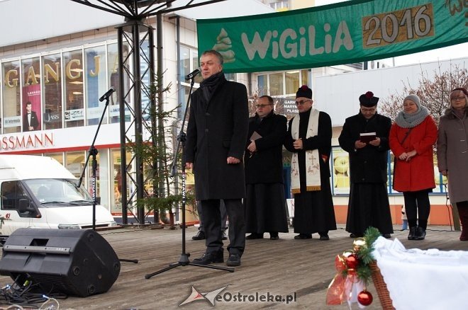 Miejska Wigilia 2016 w Ostrołęce [17.12.2016] - zdjęcie #23 - eOstroleka.pl