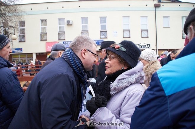 Miejska Wigilia 2016 w Ostrołęce [17.12.2016] - zdjęcie #36 - eOstroleka.pl
