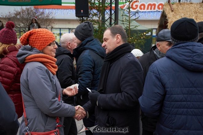 Miejska Wigilia 2016 w Ostrołęce [17.12.2016] - zdjęcie #31 - eOstroleka.pl