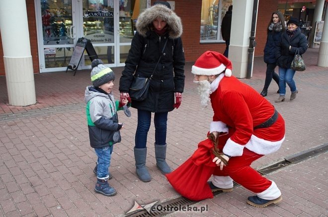 Miejska Wigilia 2016 w Ostrołęce [17.12.2016] - zdjęcie #18 - eOstroleka.pl