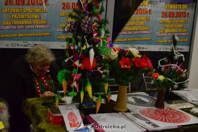 Loteria mikołajkowa w hali targowej Feniks [17.12.2016] - zdjęcie #8 - eOstroleka.pl