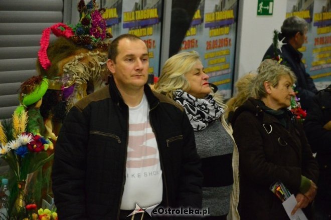 Loteria mikołajkowa w hali targowej Feniks [17.12.2016] - zdjęcie #33 - eOstroleka.pl
