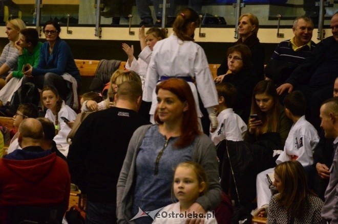 Turniej na 30-lecie Ostrołęckiego Klubu Karate Kyokoushin [18.12.2016] - zdjęcie #68 - eOstroleka.pl