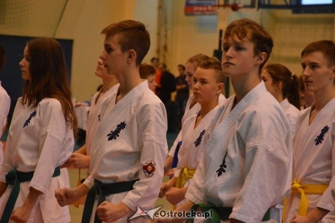Turniej na 30-lecie Ostrołęckiego Klubu Karate Kyokoushin [18.12.2016] - zdjęcie #36 - eOstroleka.pl
