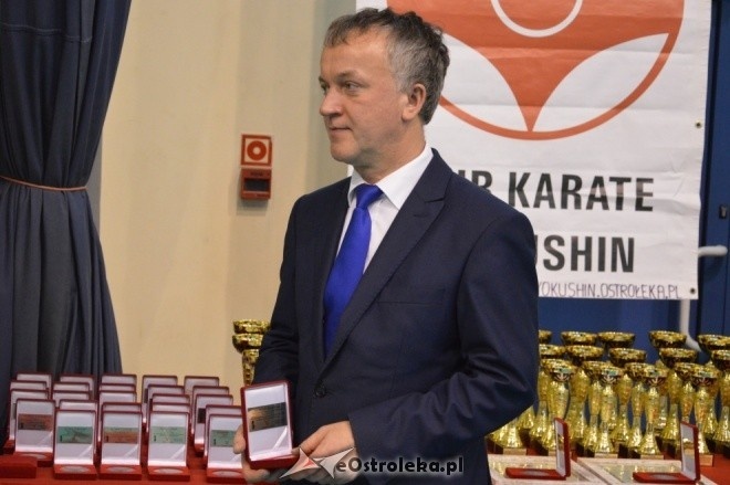 Turniej na 30-lecie Ostrołęckiego Klubu Karate Kyokoushin [18.12.2016] - zdjęcie #138 - eOstroleka.pl