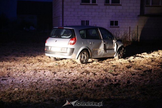 Wypadek w Czarnowcu. Jedna osoba trafiła do szpitala [ZDJĘCIA] - zdjęcie #7 - eOstroleka.pl