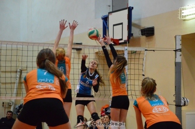 Nike Ostrołęka - Asto Piaseczno [18.12.2016] - zdjęcie #19 - eOstroleka.pl