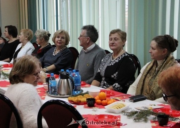 Wigilijne spotkanie ostrołęckiej Rady Seniorów [ZDJĘCIA] - zdjęcie #13 - eOstroleka.pl