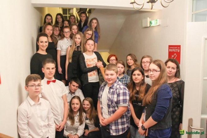 Uczniowie z Chudka na finale Gali Molierowskiej w Teatrze Polskim [ZDJĘCIA] - zdjęcie #34 - eOstroleka.pl