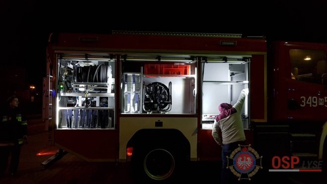 Strażacy ochotnicy z Łysych cieszą się już z nowego wozu bojowego [WIDEO, ZDJĘCIA] - zdjęcie #20 - eOstroleka.pl