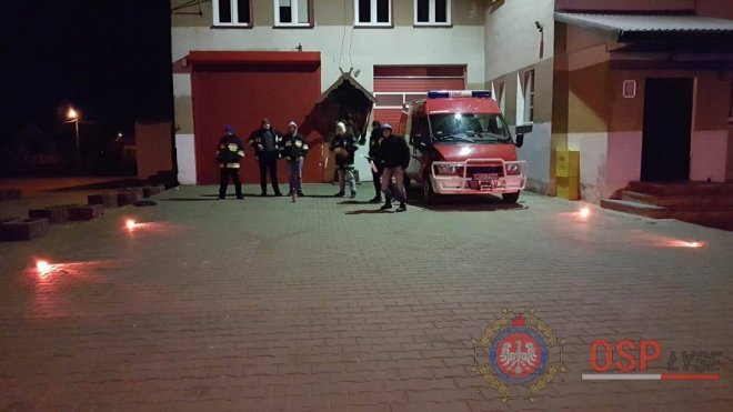 Strażacy ochotnicy z Łysych cieszą się już z nowego wozu bojowego [WIDEO, ZDJĘCIA] - zdjęcie #6 - eOstroleka.pl